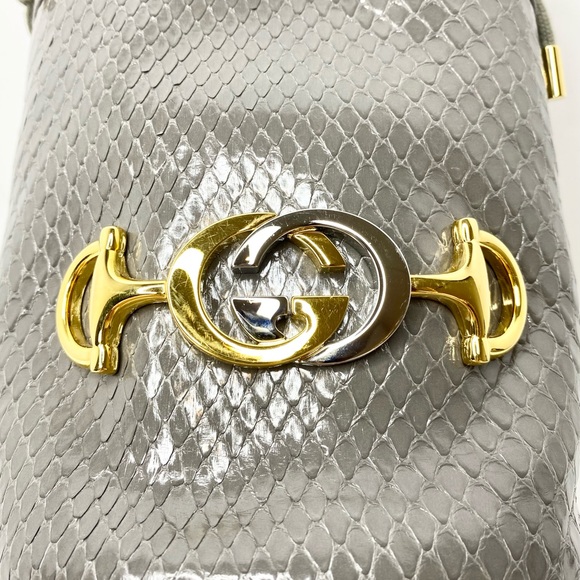 Gucci Python ‘Zumi’ Bucket Crossbody Bag - Picture 7 of 13